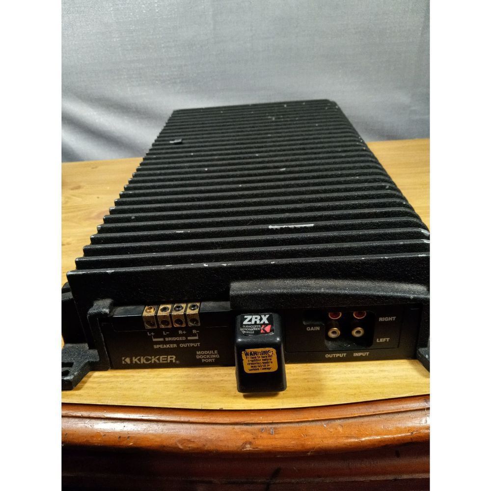 Kicker ZR360 power amplifier